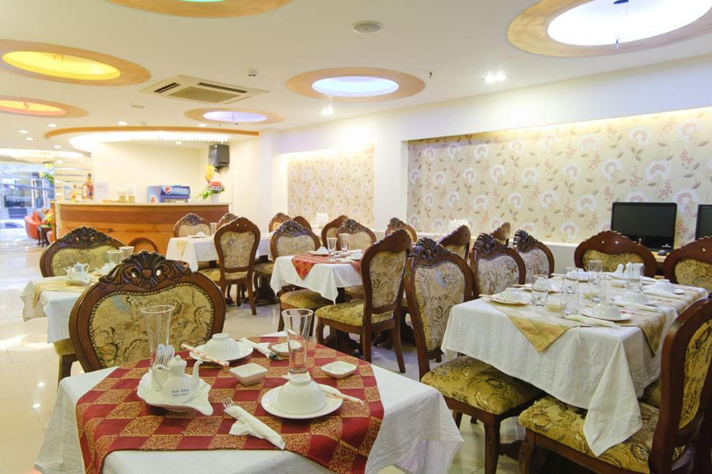 Anh Minh Hotel Ho Chi Minh-stad Buitenkant foto