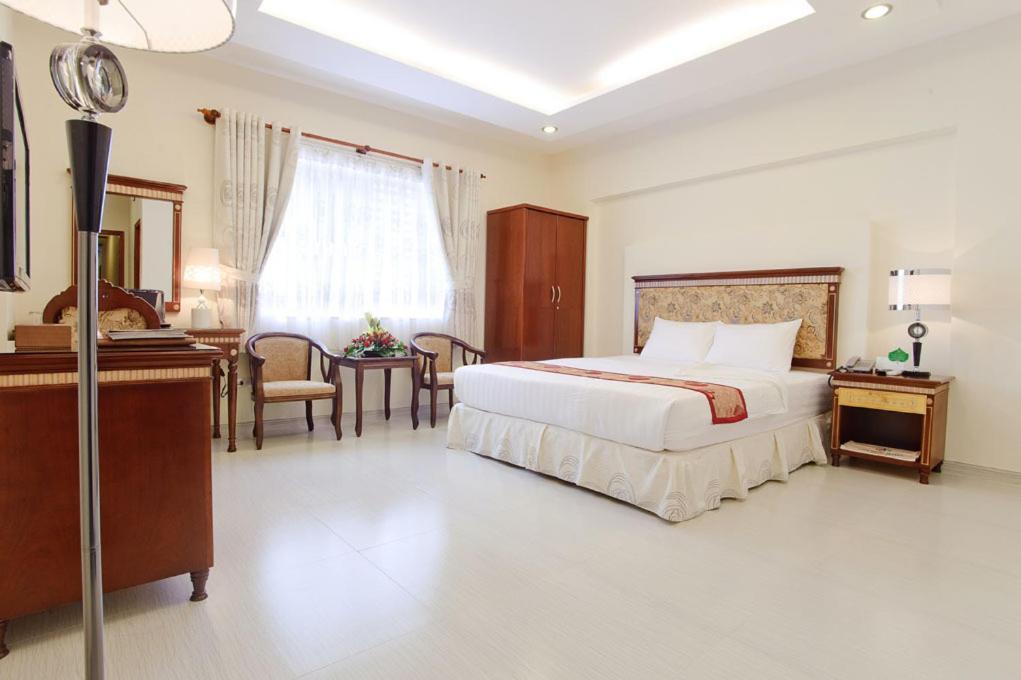 Anh Minh Hotel Ho Chi Minh-stad Buitenkant foto
