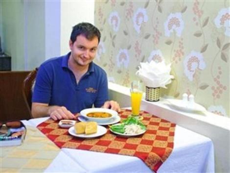 Anh Minh Hotel Ho Chi Minh-stad Buitenkant foto